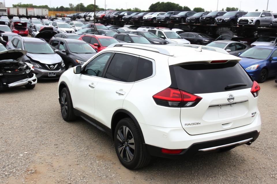 Nissan Rogue — типовий вигляд авто на аукціонному майданчику у США